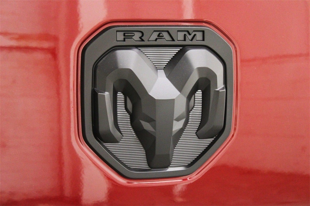 2024 RAM Ram 1500 Limited 4x4 Crew Cab 5'7 Box